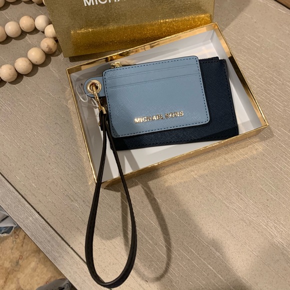Michael Kors cardholder Wallet duo set. Wristlet - Picture 8 of 8